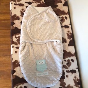 Blankets & Beyond • Minky Velcro swaddle